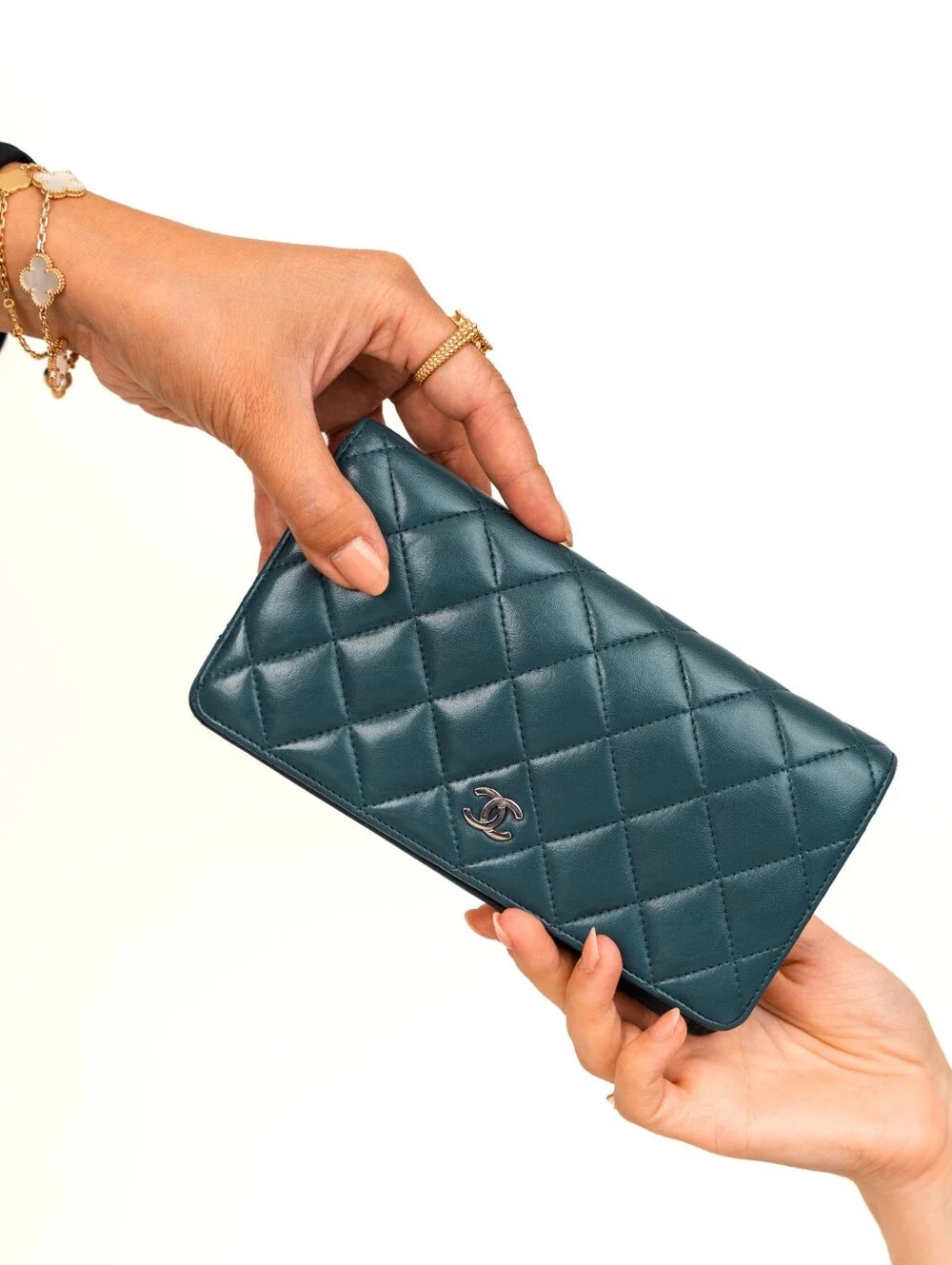 💙CHANEL Authentic Blue Dusk Leather Clutch/Wallet💙